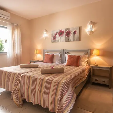Apartment Monte Dourado