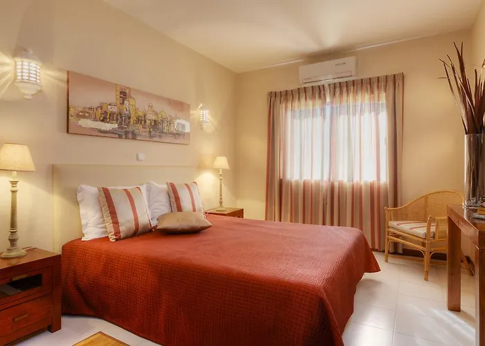 Monte Dourado Carvoeiro (Lagoa)