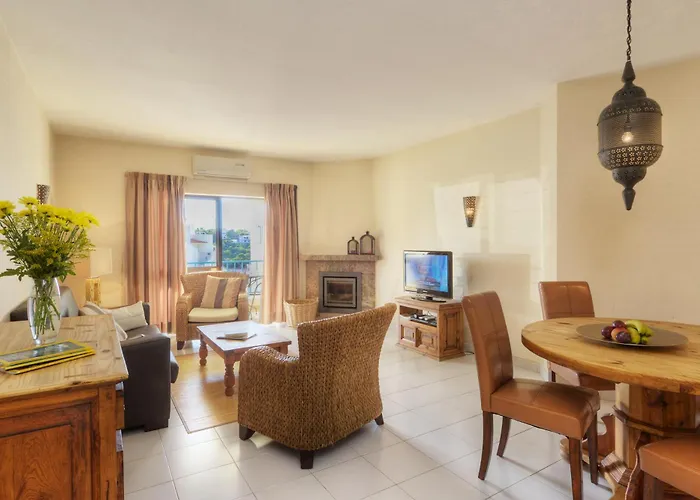 Monte Dourado * كارفويرو