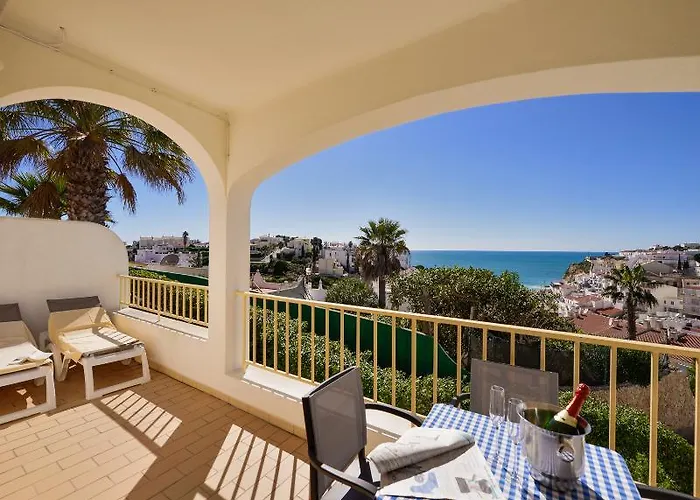 Monte Dourado * كارفويرو