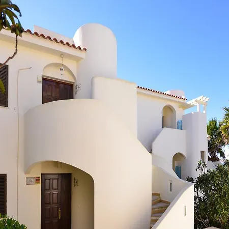 Monte Dourado Apartment *