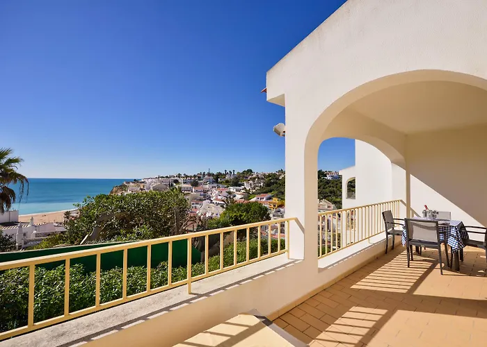 Monte Dourado Apartment *